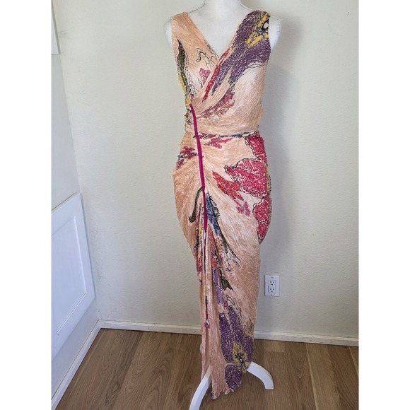 Saaksha & Kinni Dresses & Skirts - Saaksha & Kinni Dress Size M PEACH PERIWINKLE KEYHOLE SARI DRESS Nwt
